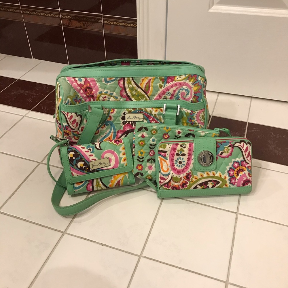 Vera Bradley purse and wallets set